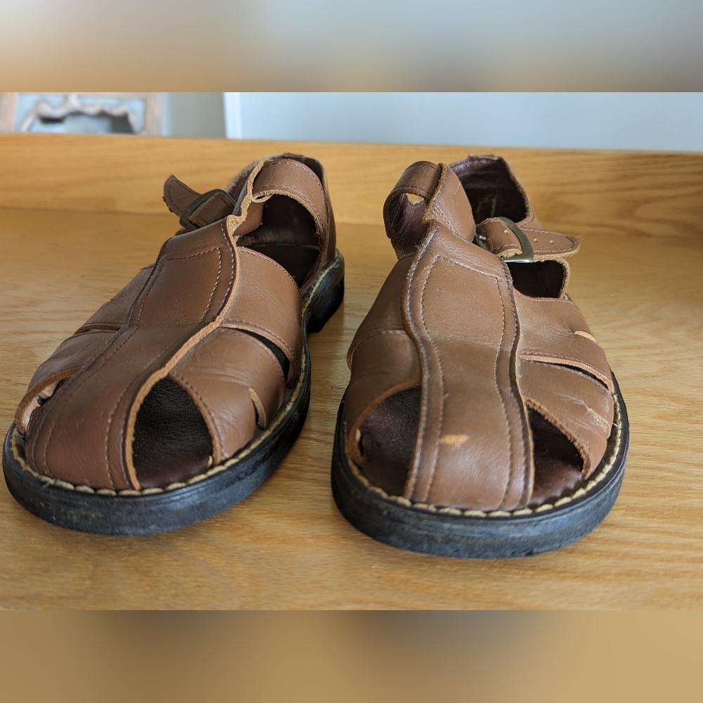Men's brown sandals size 9.5
